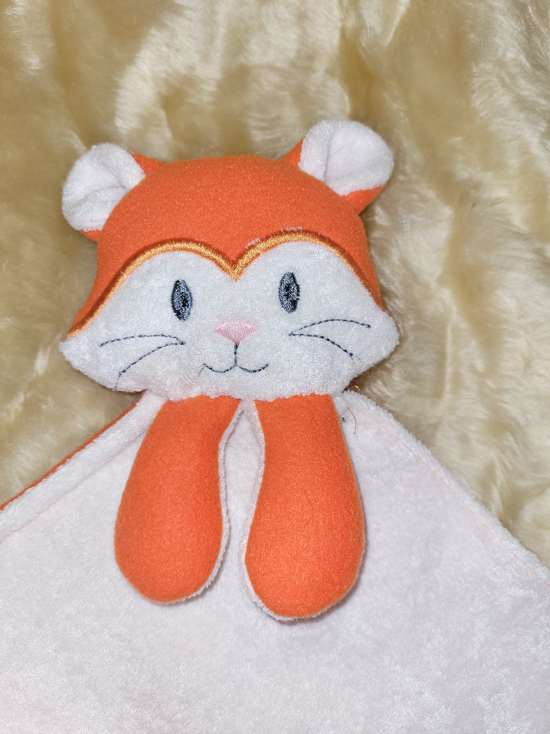 Friendly Fox Comforter face