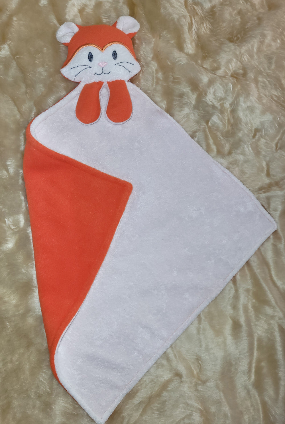 Friendly Fox Comforter blanket folded